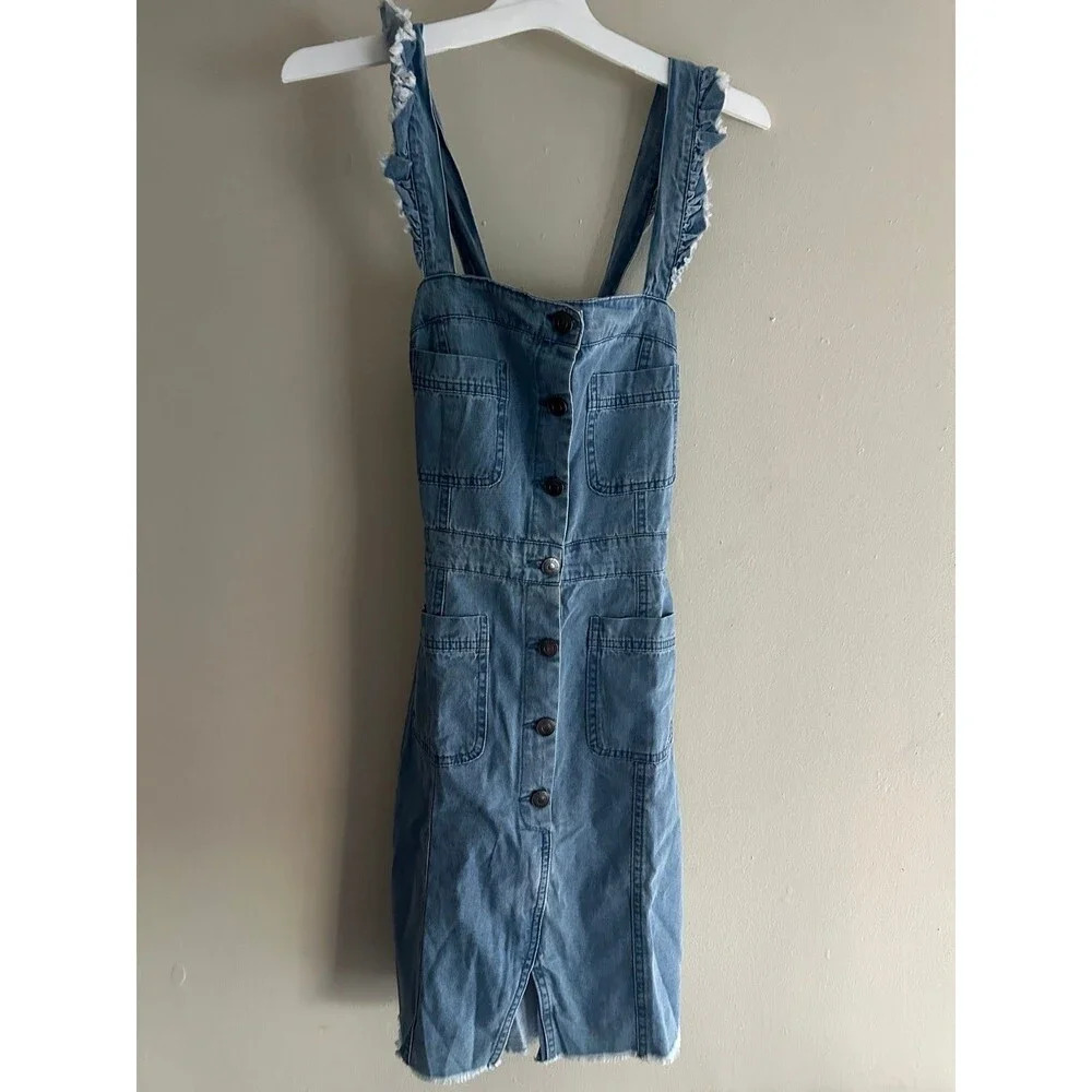 NWT Cupcakes & Cashmere Women's Dress Size 8 Chambray